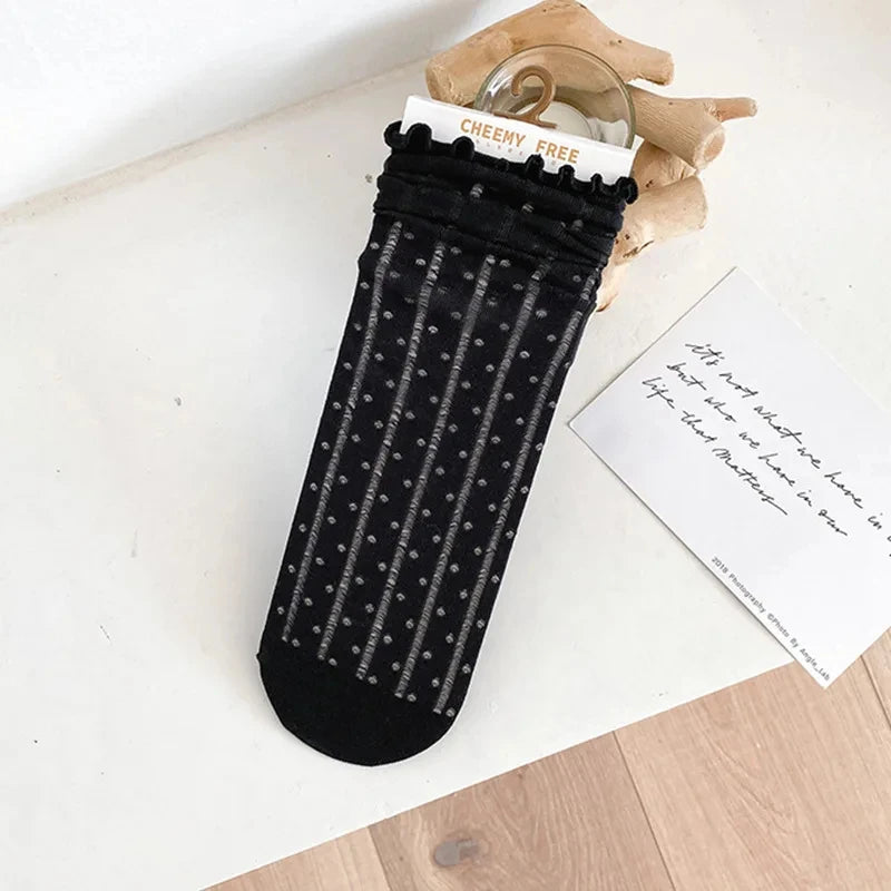 Fashion Cute New Retro White Black Lace Sweet Mesh Simple Casual Breathable Loose Girls Women Socks