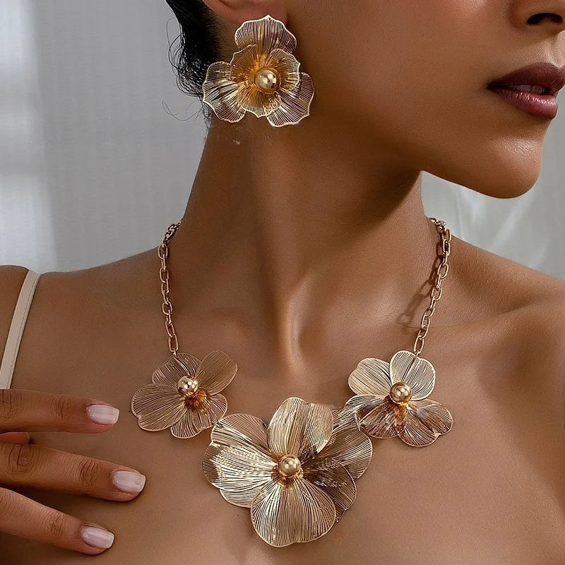 Skeleton Metal Flower Simple Fashion New Statement Necklace Earrings Gold Women Jewelry Set