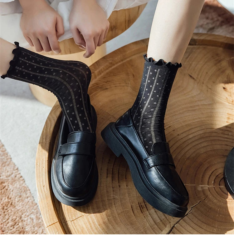 Fashion Cute New Retro White Black Lace Sweet Mesh Simple Casual Breathable Loose Girls Women Socks