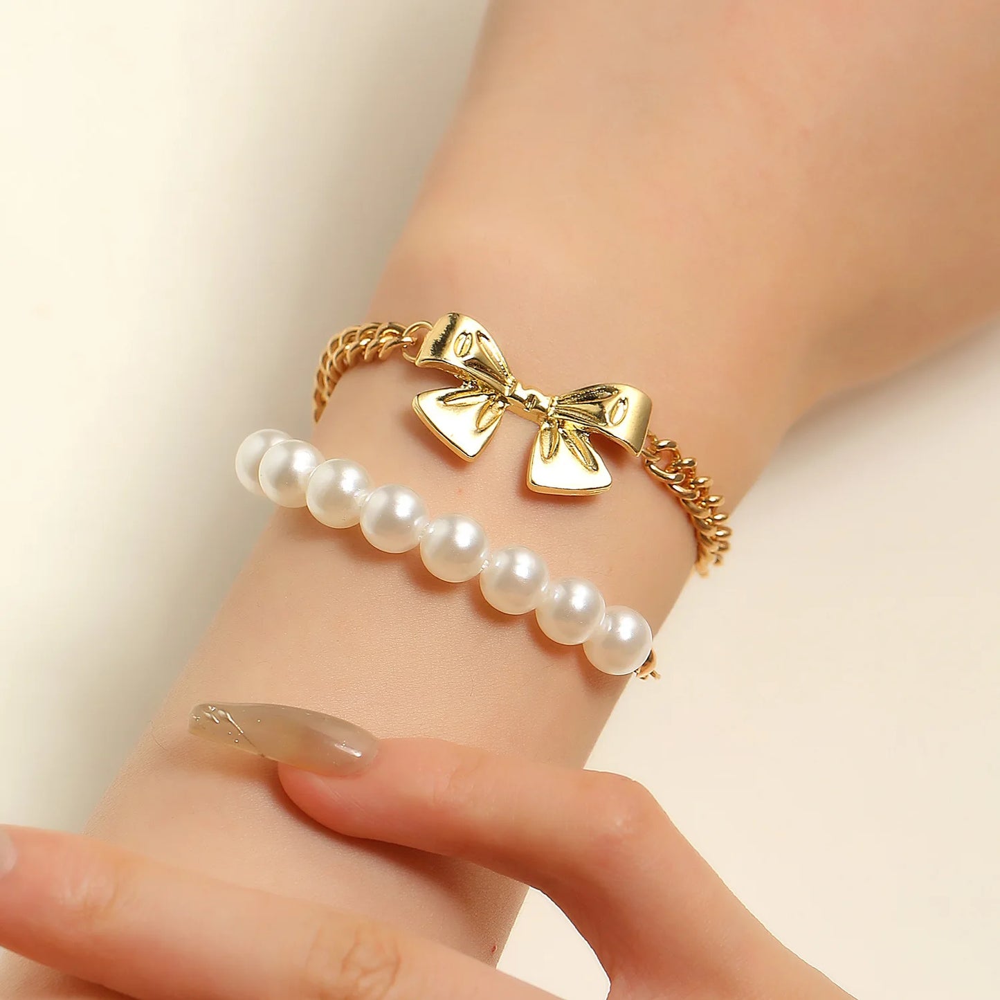2pcs Korean Fashion Trendy New Bowknot Pearl Sweet Cute Pendant Gold Chain Women Bracelet Bangle Set