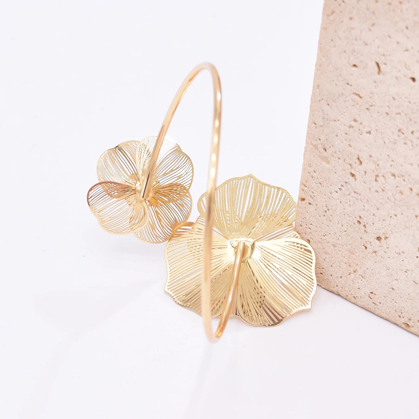 Hollow Crystal Flower Opening Arm Luxury Bridal Wedding Gold Silver Women Bracelet Bangle Jewelry