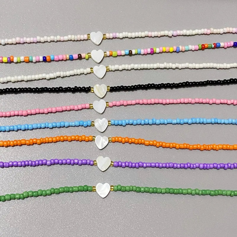 New Nature Shell Love Heart Choker Necklace Women Fashion Small Colorful Glass Bead Fall Necklace