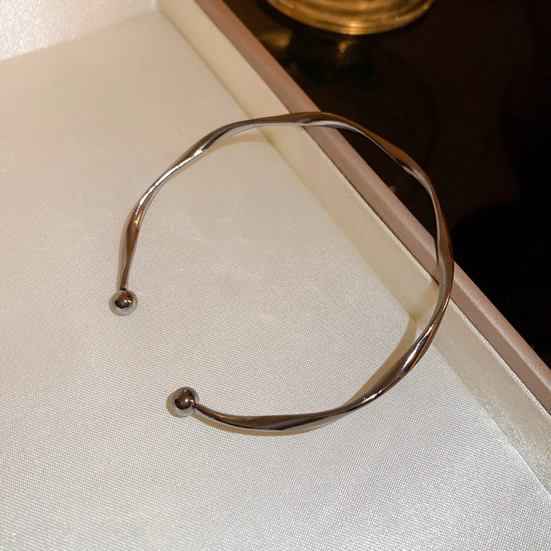 Charm New Trendy Simple Fashion Twisted Gold Silver Rose Gold Copper Women Men Cuff Bracelet Bangle