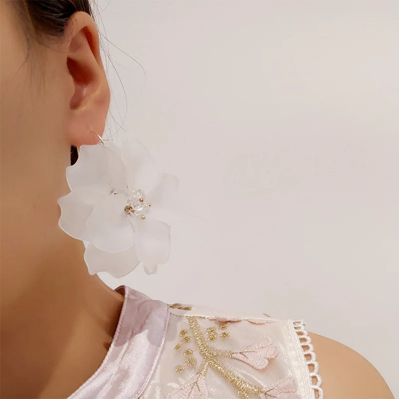 Exaggerated White Acrylic Clear Crystal Flowers Petal Drop Dangle Gold Women Earrings Jewelry Gifts