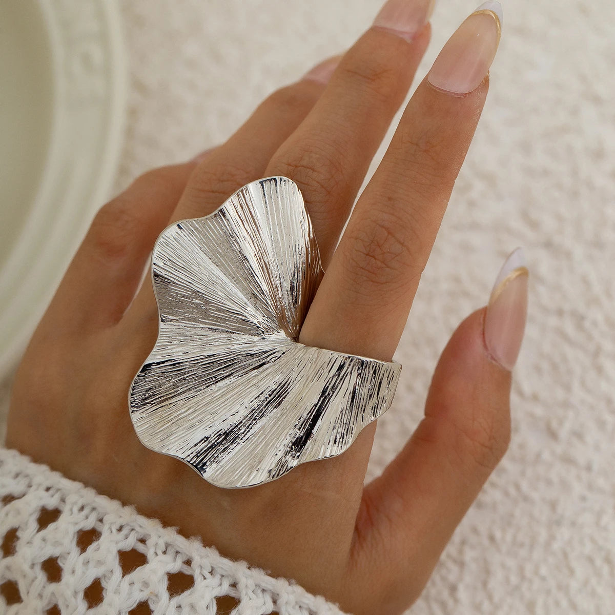 Gothic Irregular Chunky Thick Vintage Flower Shaped Opening Daily Aesthetic Gold Silver Women Rings