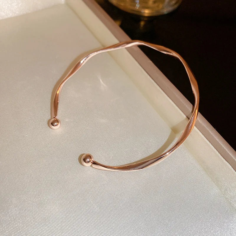Charm New Trendy Simple Fashion Twisted Gold Silver Rose Gold Copper Women Men Cuff Bracelet Bangle