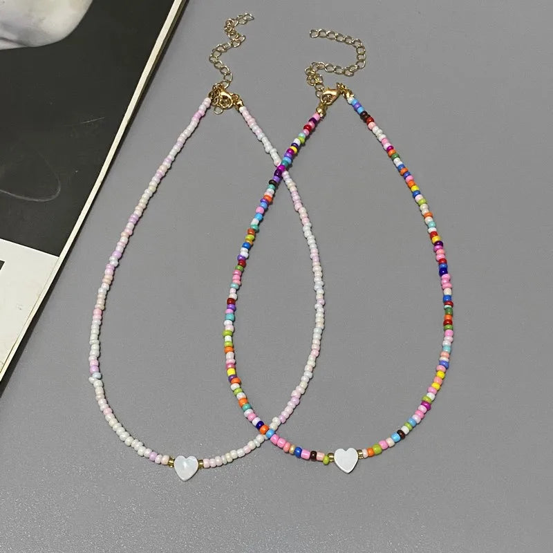 New Nature Shell Love Heart Choker Necklace Women Fashion Small Colorful Glass Bead Fall Necklace