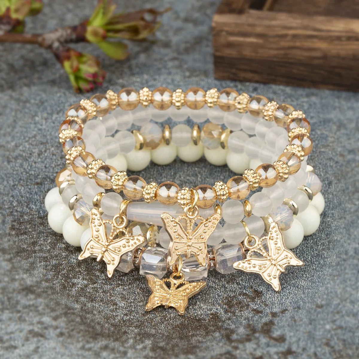 4pcs Trendy Butterfly Beaded Acrylic Beads Bohemian Elastic Chain Gold Women Bracelet Set Bangle Set