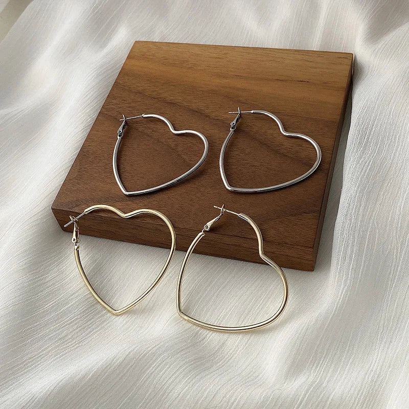 Simple Metal Heart Hoop Gold Silver Fashion Love Romantic Statement Dangle Women Earrings Jewelry
