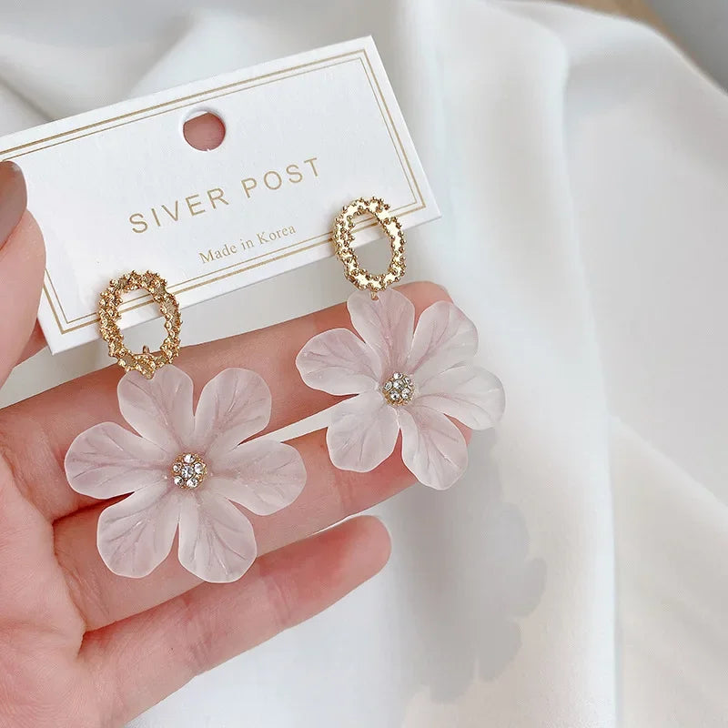 White Flower Dangle Acrylic Big Floral Korean Fashion Circle Drop Gold Women Earrings Jewelry Gifts