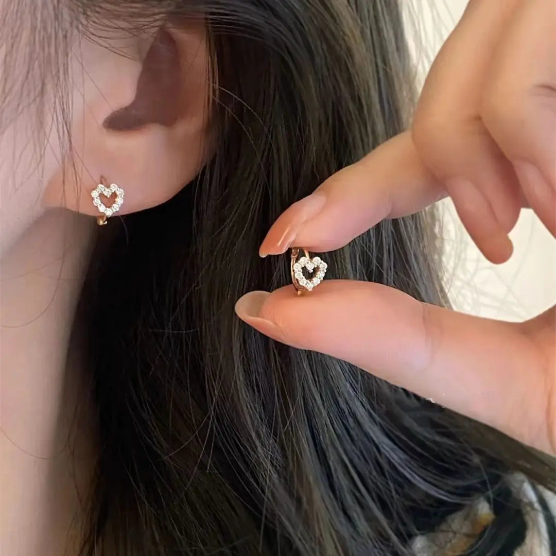Simple Crystal Beads Heart Hoop New Fashion Trend Vintage Ear Cuff Piercing Gold Women Earrings Gift