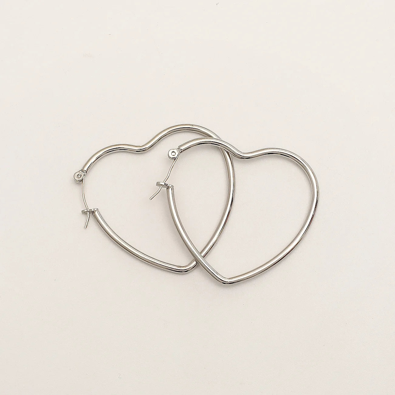 Simple Metal Heart Hoop Gold Silver Fashion Love Romantic Statement Dangle Women Earrings Jewelry