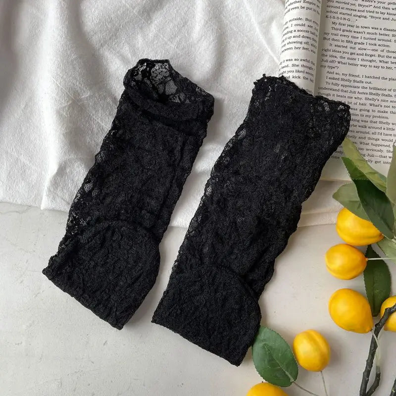 Retro Lace Floral Mesh Cute Thin Middle Tube Transparent Sweet Breathable Designer Girls Women Socks