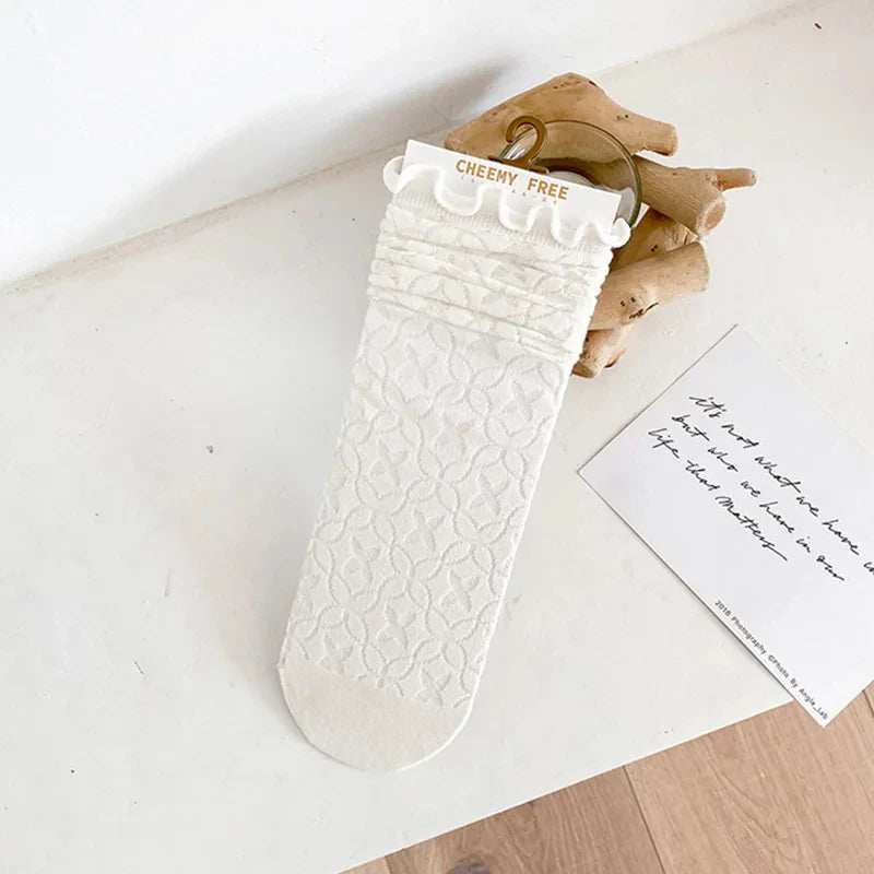 Fashion Cute New Retro White Black Lace Sweet Mesh Simple Casual Breathable Loose Girls Women Socks