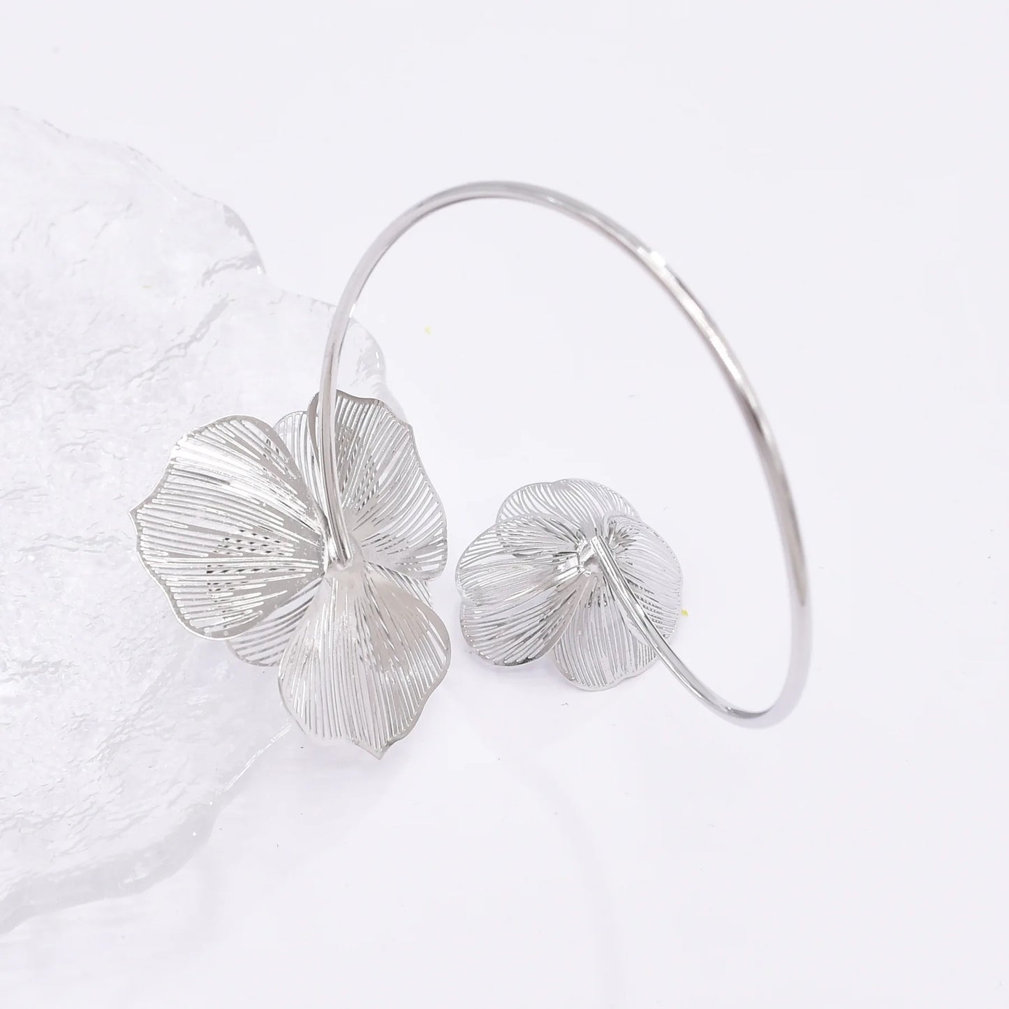 Hollow Crystal Flower Opening Arm Luxury Bridal Wedding Gold Silver Women Bracelet Bangle Jewelry