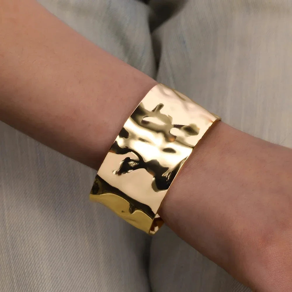 Exquisite Classic Bump Pattern Openning Bangles Bracelet Women Cuff Gold Stainless Steel Fall Gift