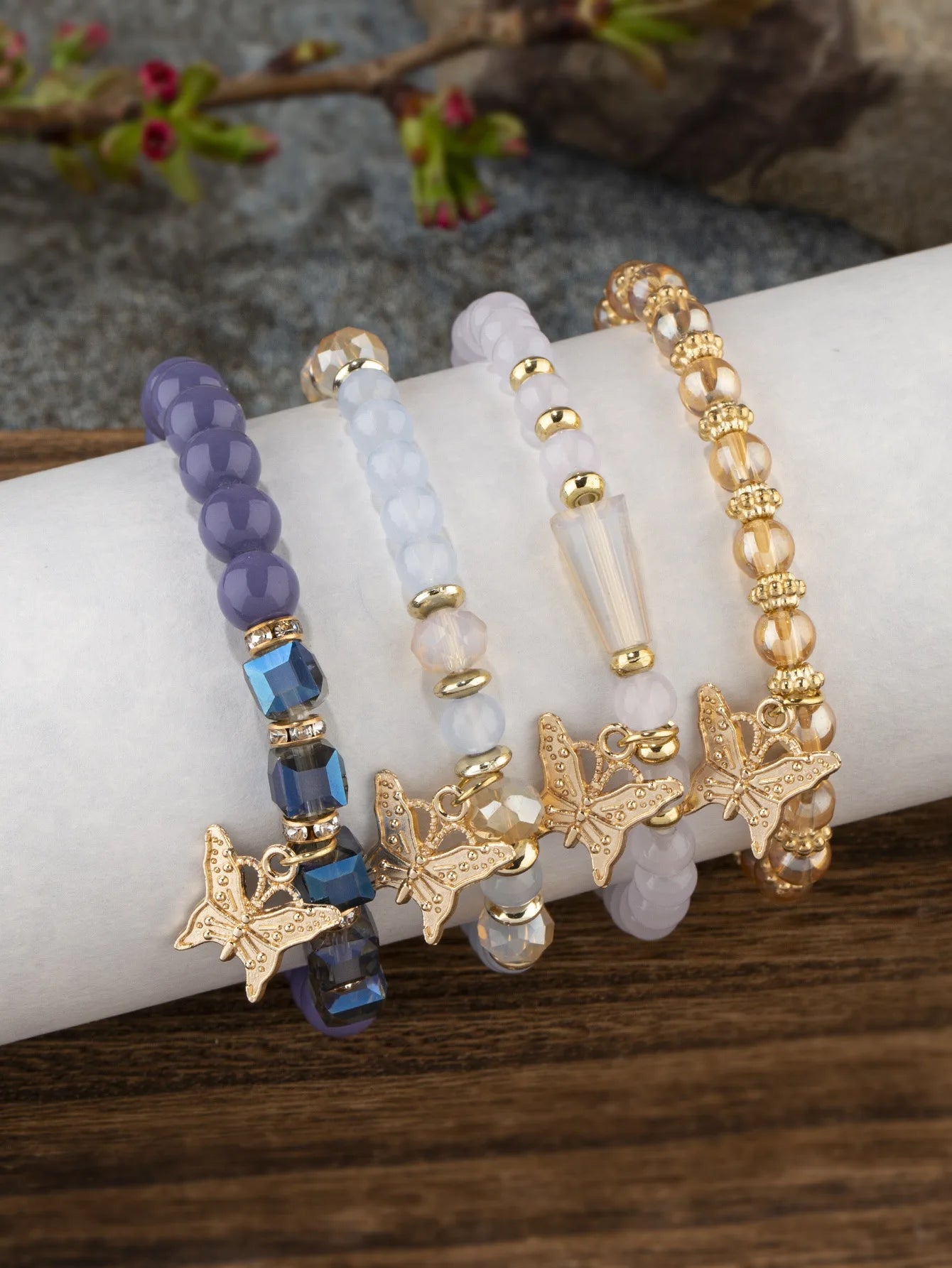4pcs Trendy Butterfly Beaded Acrylic Beads Bohemian Elastic Chain Gold Women Bracelet Set Bangle Set