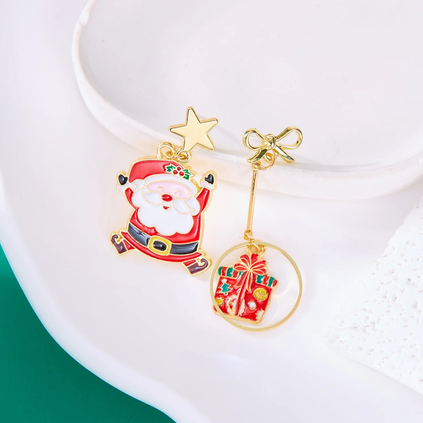 Trendy Asymmetric Enamel Christmas Tree Star Gift Box Santa Tassel Stud Women Earrings Jewelry Gifts