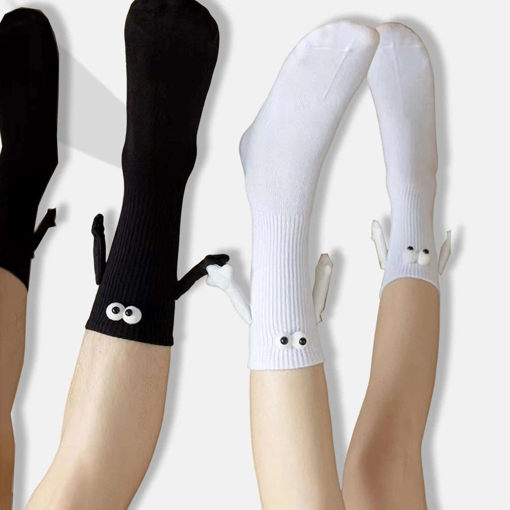 Personalized Magnetic Three-dimensional Dolls Couples Holding Hands Fashion Mid Length Women Socks