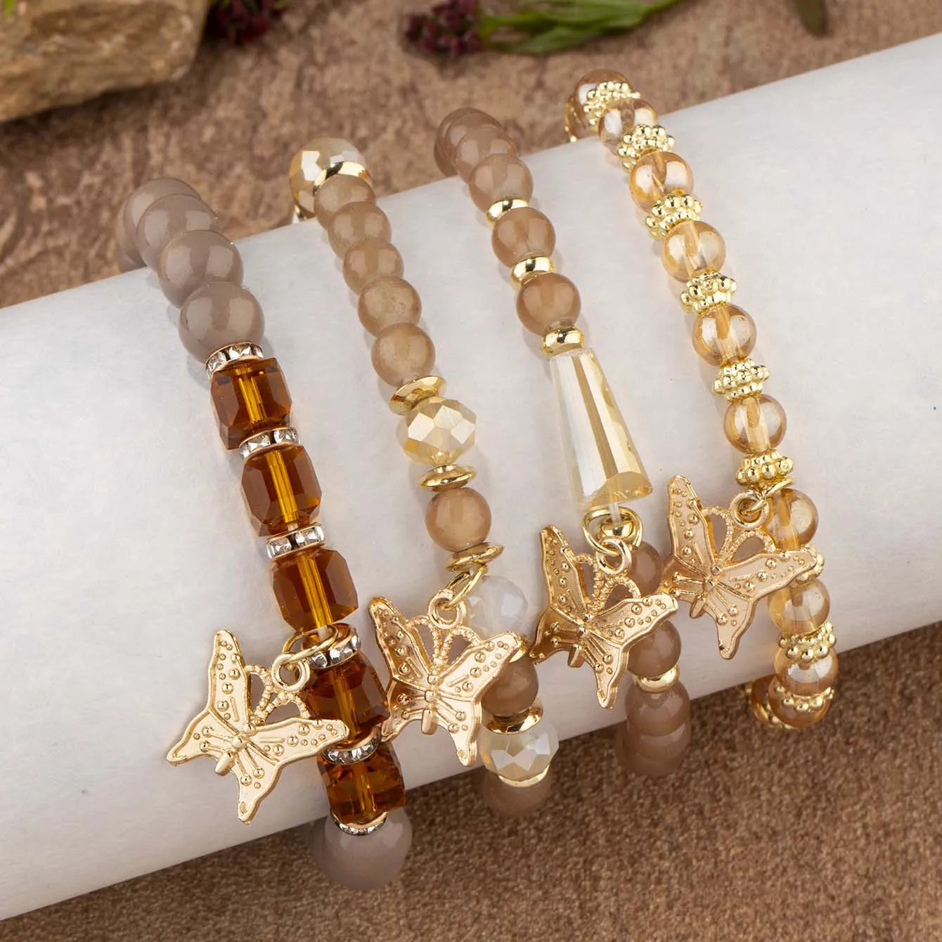 4pcs Trendy Butterfly Beaded Acrylic Beads Bohemian Elastic Chain Gold Women Bracelet Set Bangle Set