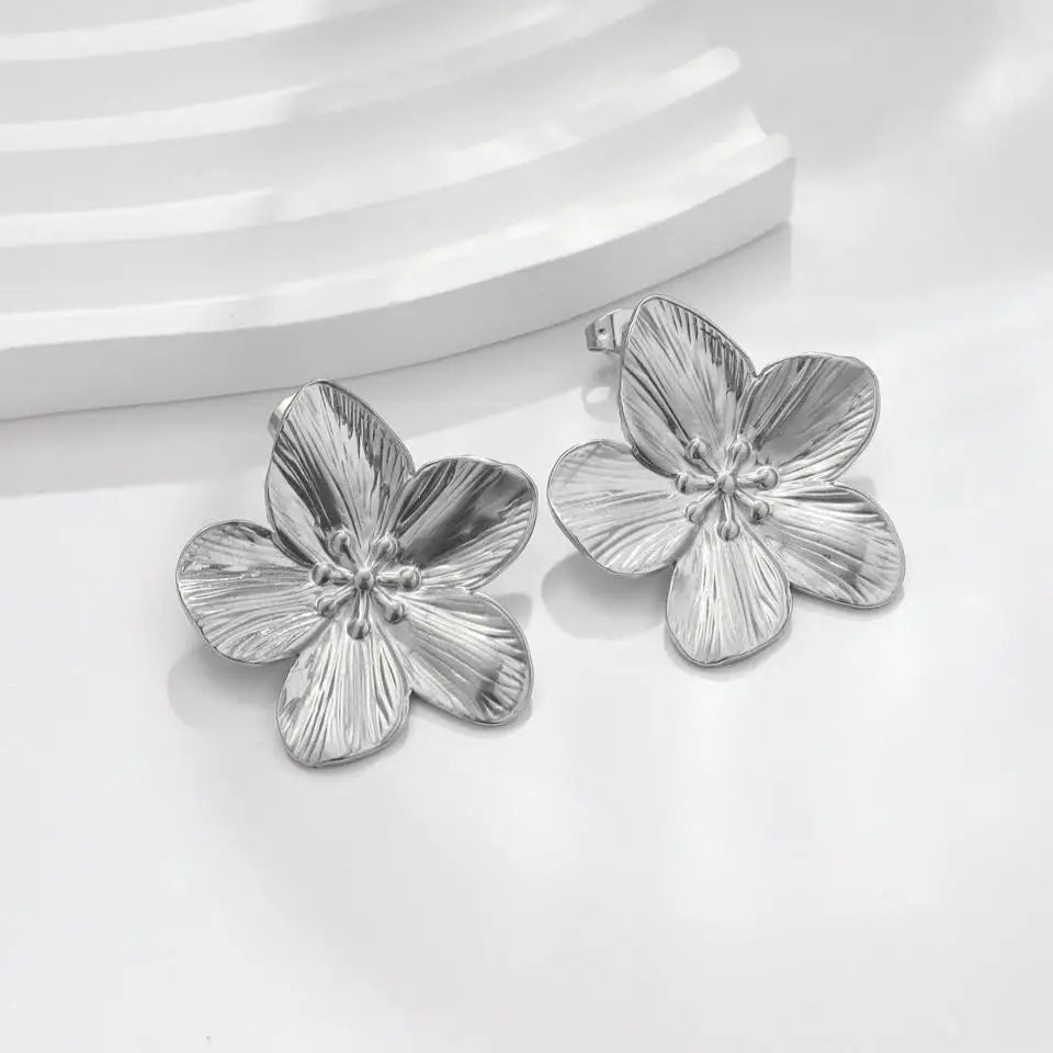 New Trendy Butterfly Stud Charm Gold Silver Statement Flower Rings Fall Christmas Jewelry Gift