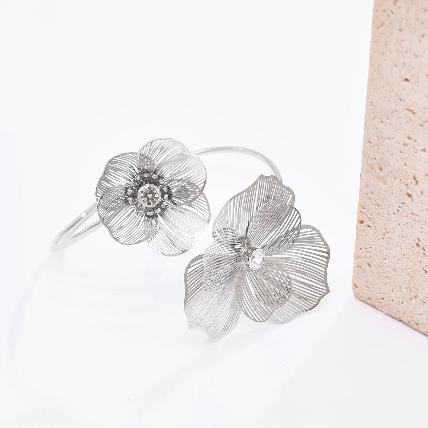 Hollow Crystal Flower Opening Arm Luxury Bridal Wedding Gold Silver Women Bracelet Bangle Jewelry