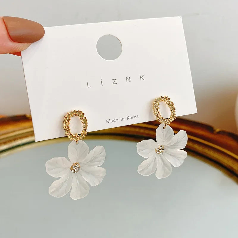 White Flower Dangle Acrylic Big Floral Korean Fashion Circle Drop Gold Women Earrings Jewelry Gifts