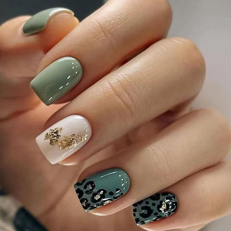 24pcs Short Round French Sparkling Pearl Wavy Love Heart Full Cover Detachable False Press On Nails