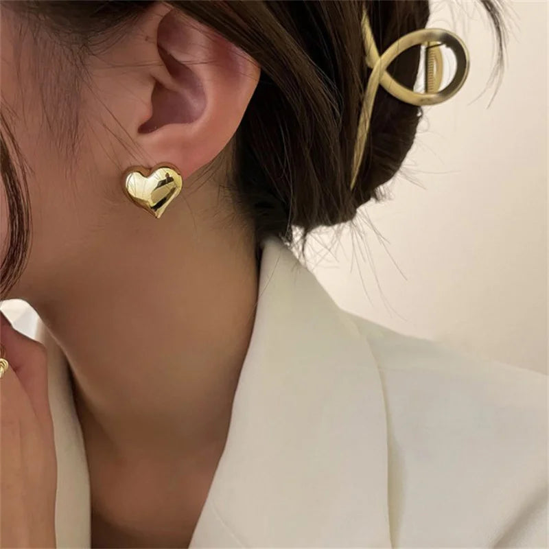 Minimalist Simple LOVE Heart Stud Trendy Elegant Wedding Bride Gold Silver Women Earrings Jewelry