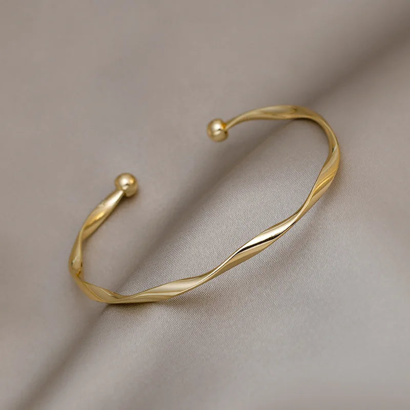 Charm New Trendy Simple Fashion Twisted Gold Silver Rose Gold Copper Women Men Cuff Bracelet Bangle