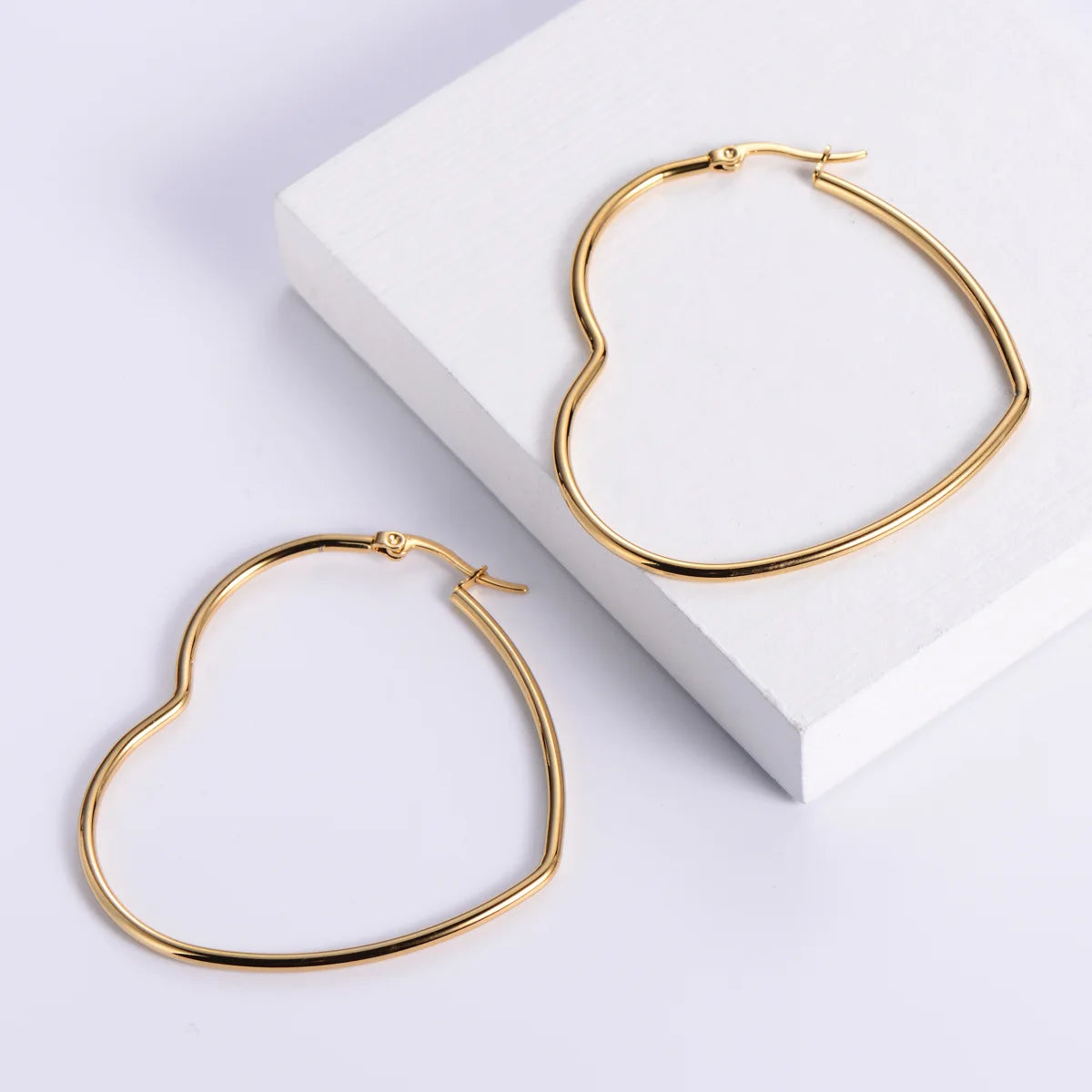 Simple Metal Heart Hoop Gold Silver Fashion Love Romantic Statement Dangle Women Earrings Jewelry