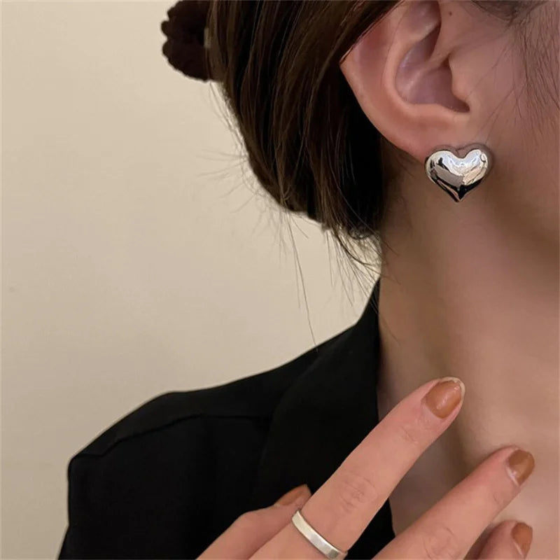 Minimalist Simple LOVE Heart Stud Trendy Elegant Wedding Bride Gold Silver Women Earrings Jewelry