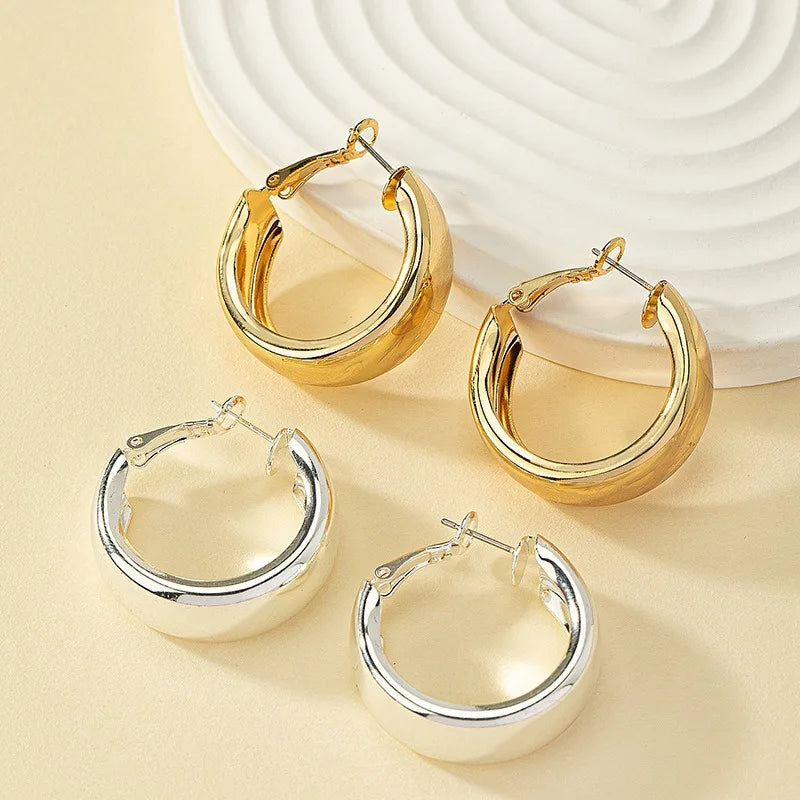 Simple Vintage Circle Round Minimalist Twisted C-shape Gold Silver Hoop Women Earrings Jewelry Gifts