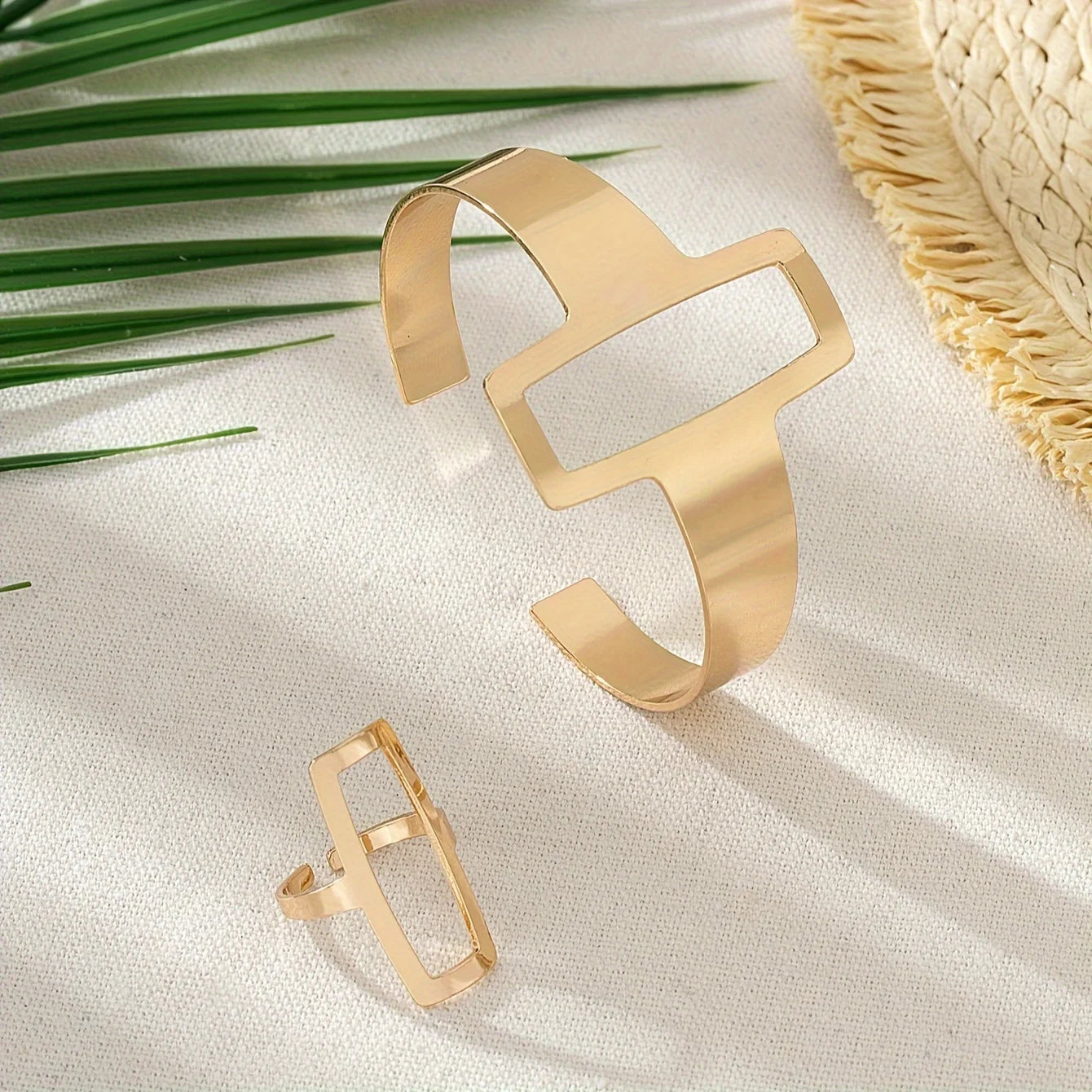 2Pcs/Set Trendy Minimalist Geometric Square Jewelry Hollowed Out Ring Bracelet Jewelry Set Gift