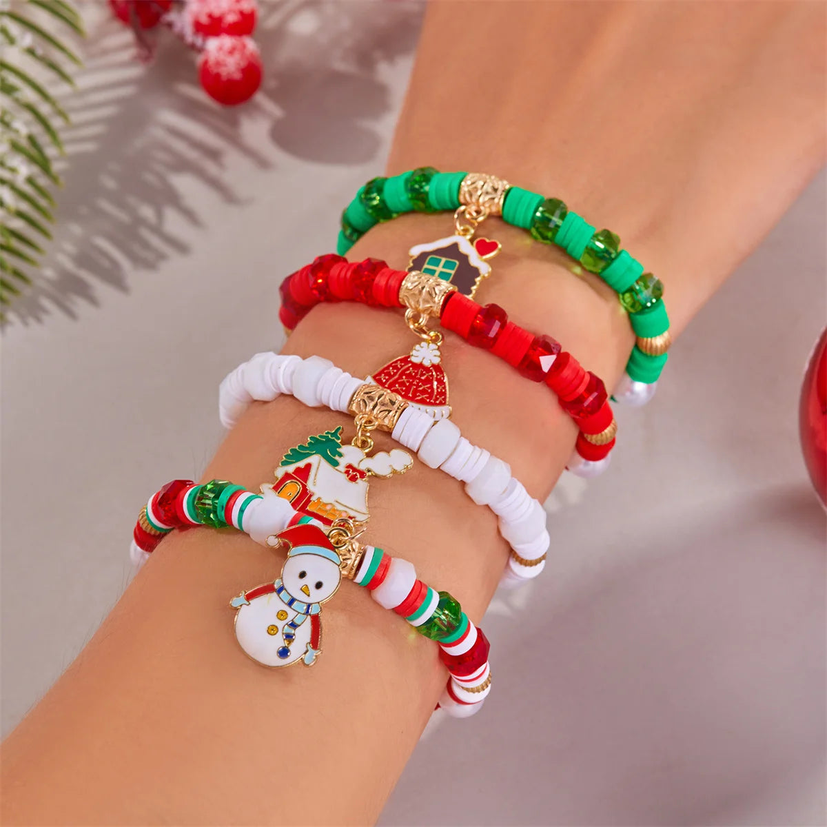 4pcs Merry Christmas Tree Santa Claus Deer Crystal Polymer Clay Beads Woven Women Bracelet Jewelry