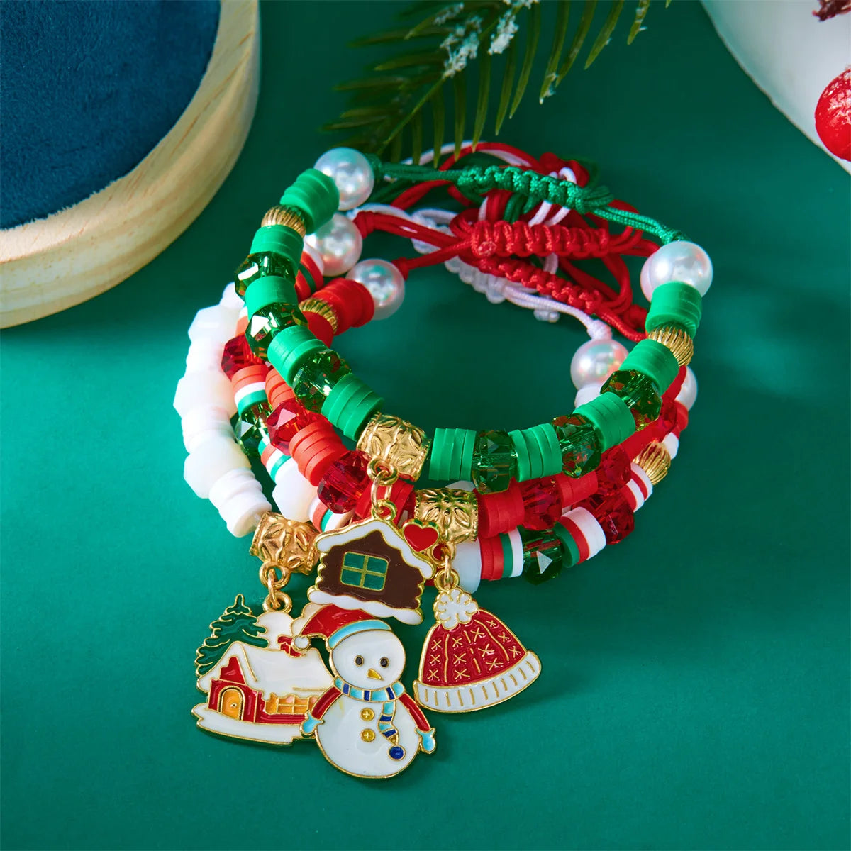 4pcs Merry Christmas Tree Santa Claus Deer Crystal Polymer Clay Beads Woven Women Bracelet Jewelry