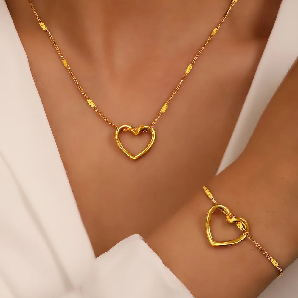 Novelty Twisted Heart Light Luxury High-end Sense Gold Silver Women Necklace Bracelet Jewelry Set