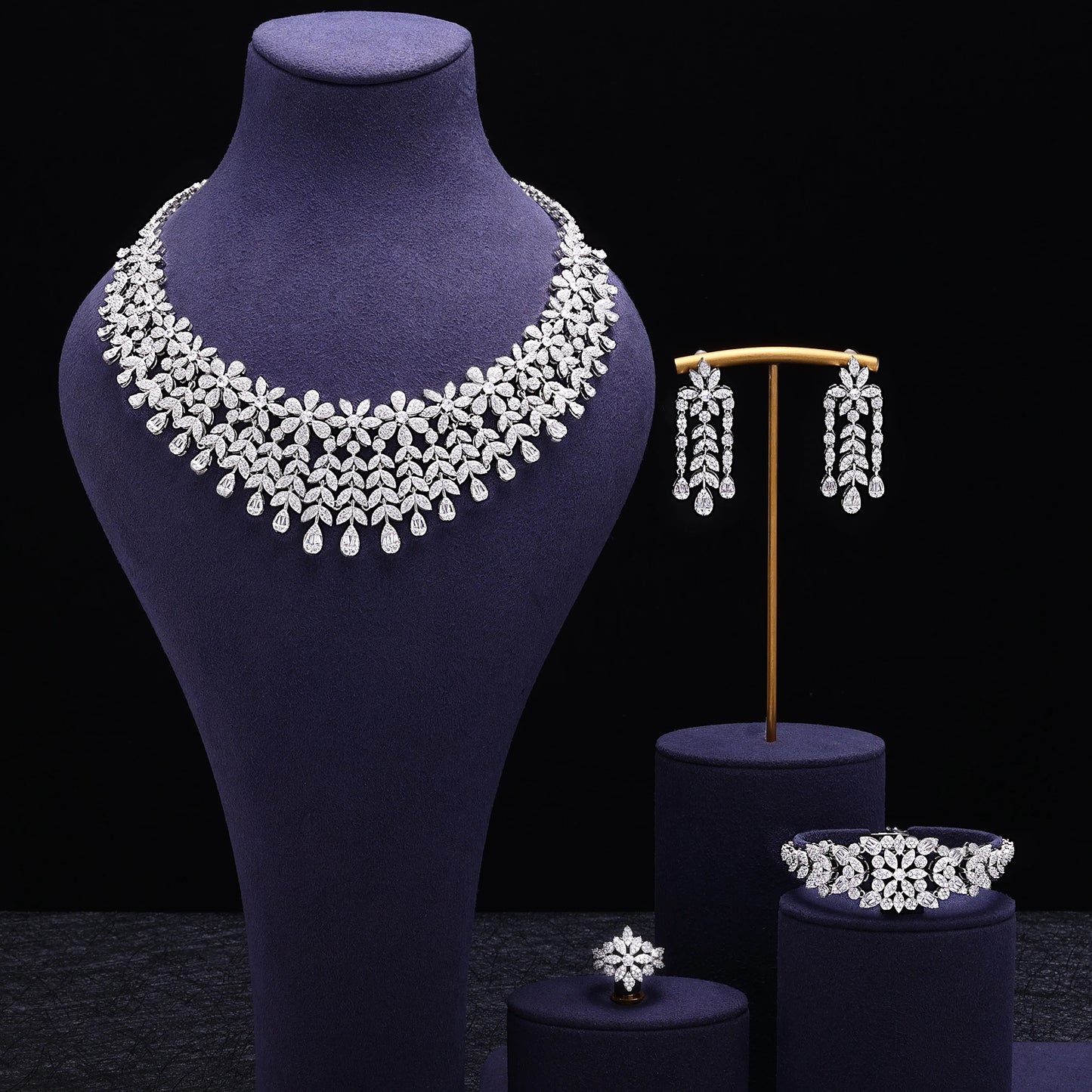 4pcs Bridal Zirconia Crystal Silver Women Earrings Necklace Bracelet Ring Full Jewelry Sets