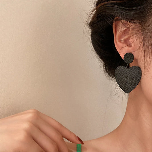 Vintage Punk Black Color Flower Drop Earrings For Women Exaggerated Gothic Geometric Butterfly Heart Wings Earring Party Jewelry