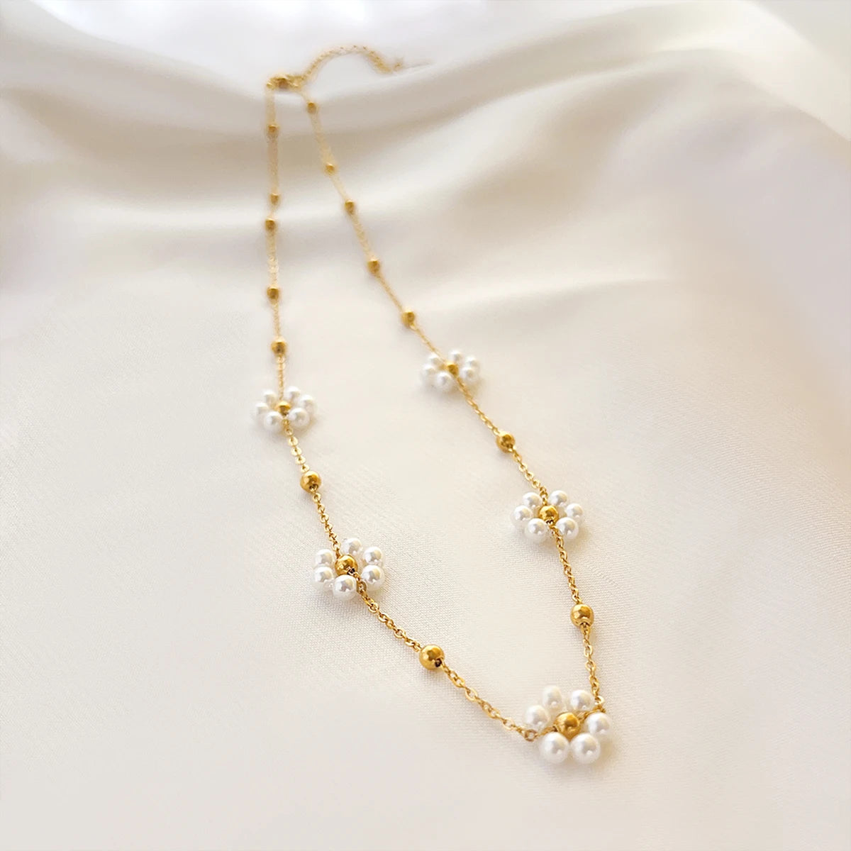 Bohemia Handmade Pearl White Flowers Charm Necklace Bracelet Jewelry Set Women Gold Beads Chain Gift