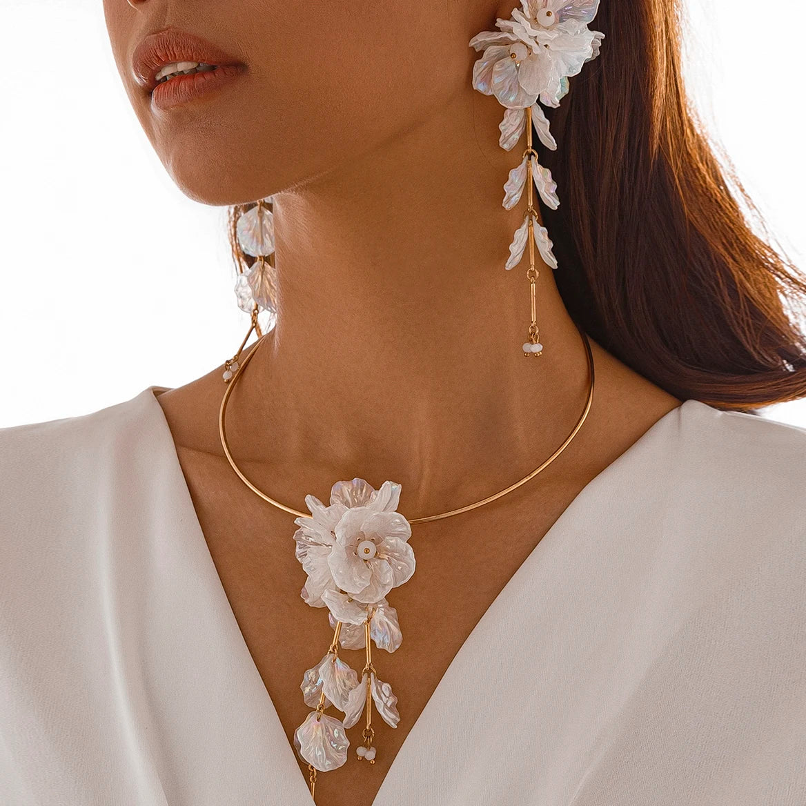 Creative Torques Women Chain Necklace Bridal Elegant White Flower Hanging Drop Earrings Jewelry Set