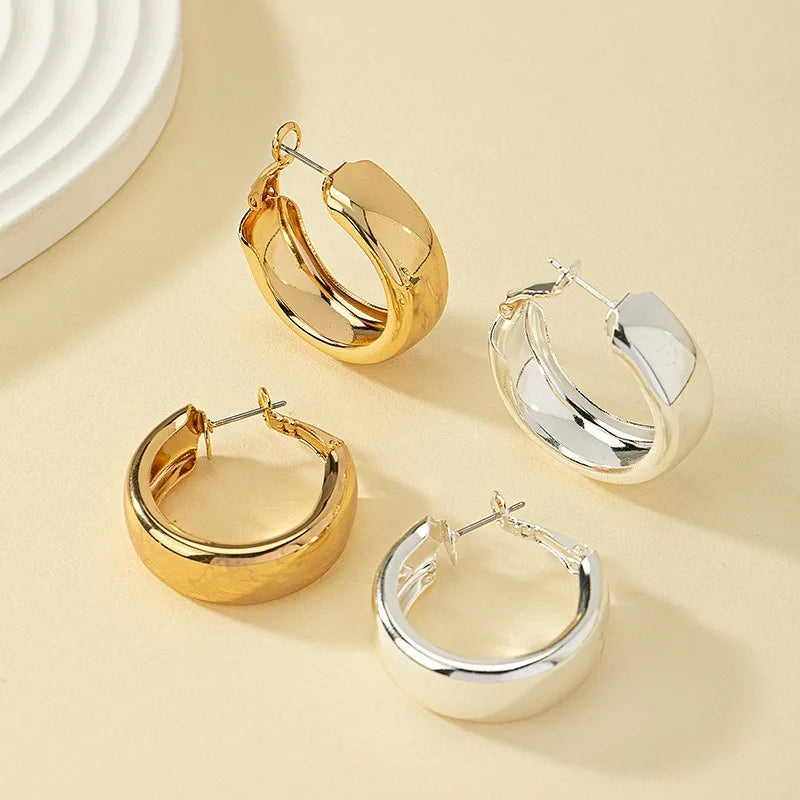 Simple Vintage Circle Round Minimalist Twisted C-shape Gold Silver Hoop Women Earrings Jewelry Gifts